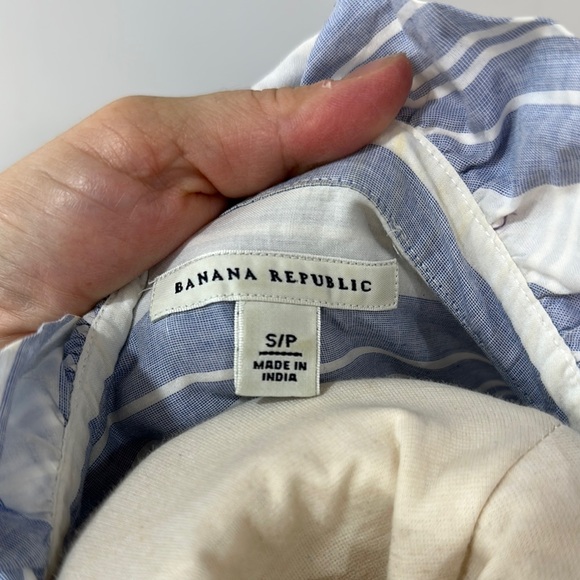 Banana Republic Blue and White Striped Button Down Shirt - Picture 6 of 6